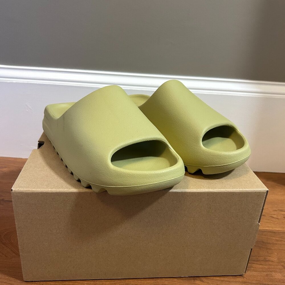 Yezzy Slide 'Resin'